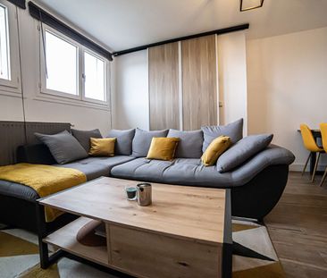 Location Appartement 2 pièces 47m² ROUEN 76000 - Photo 2