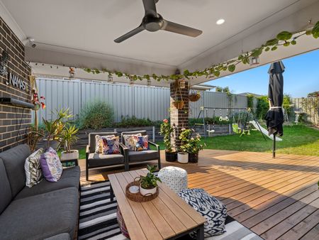 Home For Rent - Photo 5