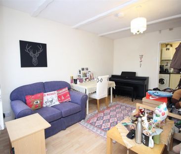 2 bedroom Student Terraced House to rent in Windmill Court, Newcast... - Photo 2