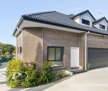 Large and impressive townhouse - Photo 2