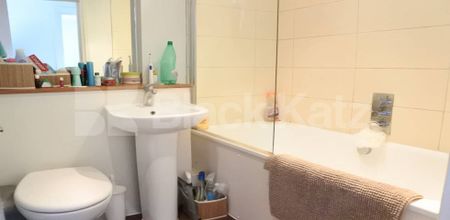 one bedroom property in the heart of Crouch End with garden - Photo 5