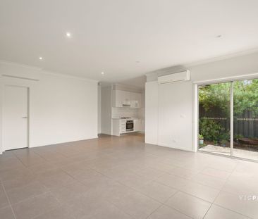 Modern Double-Storey Living in a Private Rear Position - Photo 1