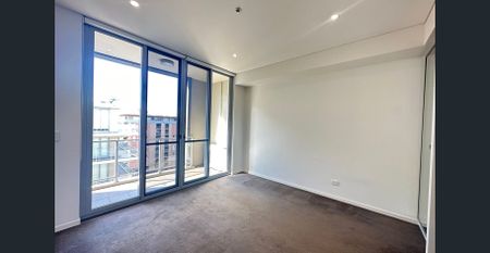 Split level 2 bedroom apartment within the highly sought after Tempo Development - Photo 2