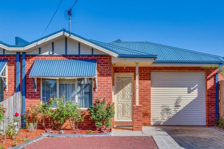 Unit 2/17 Minogue Crescent, Hoppers Crossing. - Photo 5