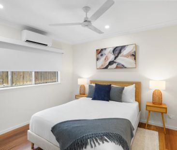 Fully furnished contemporary home 100metres from the beach. - Photo 6