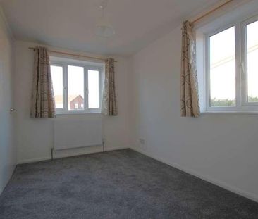 Blunden Close, Dagenham, RM8 - Photo 5