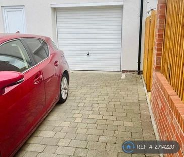 3 bedroom detached house to rent - Photo 5