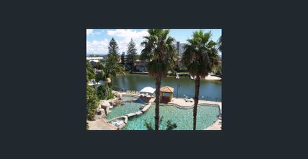 Prime location studio at Paradise Island Resort - Photo 5