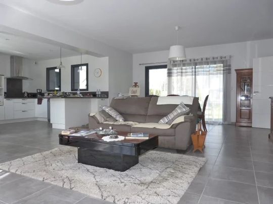 À LOUER – Maison Veigné – Réf. GI-FG-G0302 - Photo 1