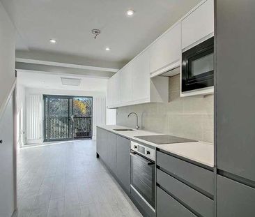 Holders Hill Road, London, NW7 - Photo 4