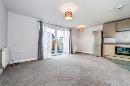 Old Windsor - Photo 2