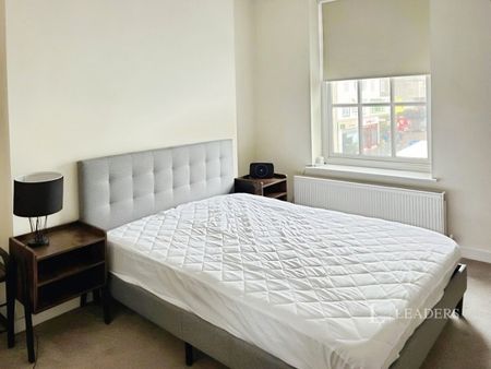 1 bedroom apartment to rent Western Road, Brighton, East Sussex, BN1 - Photo 3