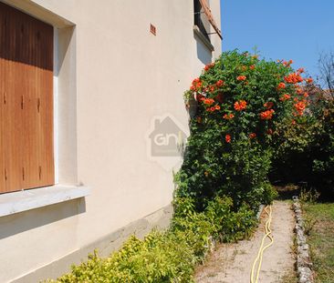 Le Pontet , studio meublé de 25 m2 env., - Photo 1