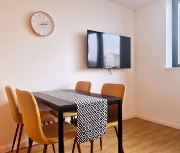 Mann Island, Liverpool - Photo 6