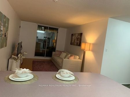 For Lease - 260 Doris Avenue Unit# 911, Toronto, Ontario - Photo 5