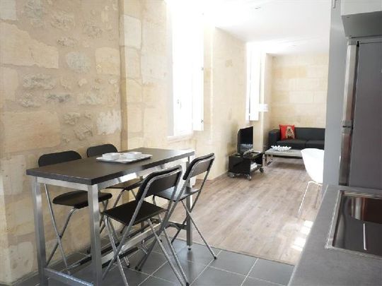 Location Appartement 2 pièces 43m² BORDEAUX 33000 - Photo 1