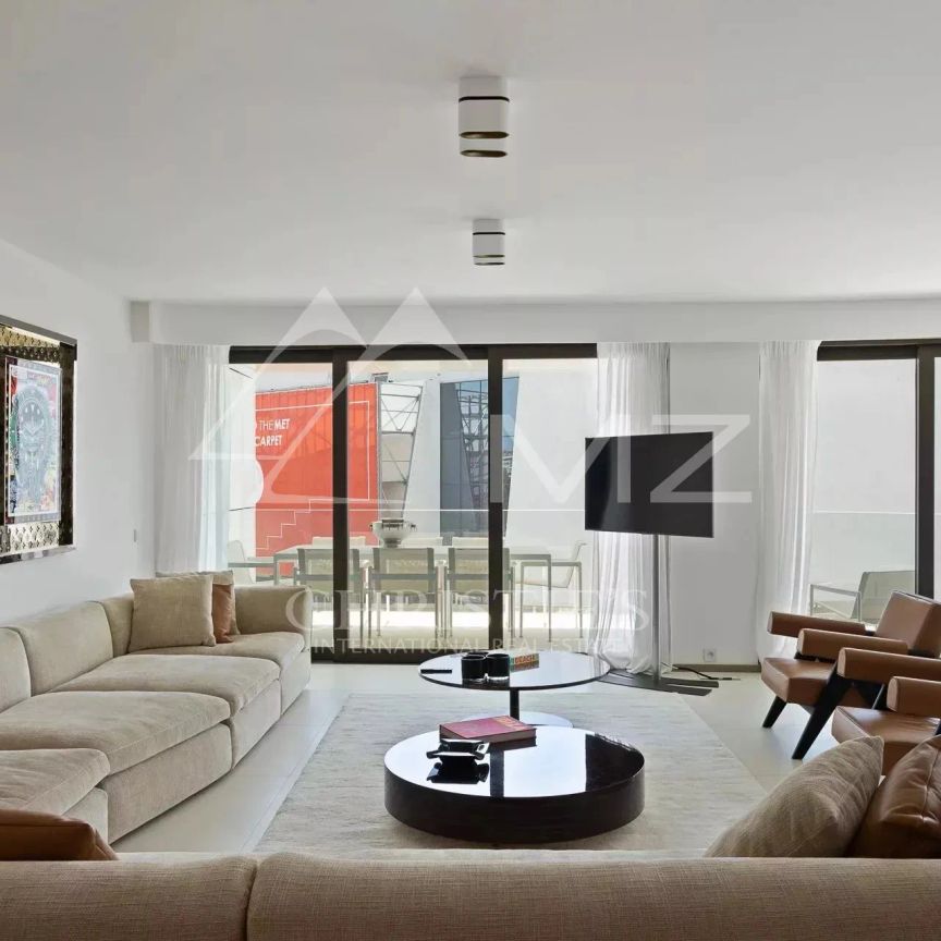Cannes - Croisette - Exceptionnel appartement 5 chambres - Photo 1