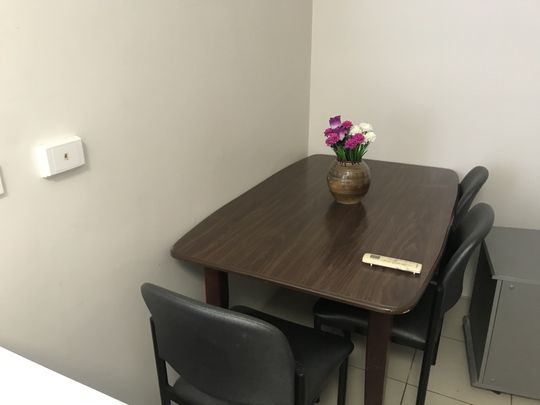 2/113 Sir Fred Schonell Drive, St Lucia, QLD 4067 - Photo 1