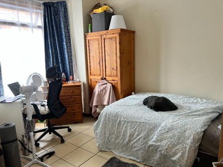 53 Farnham Street, Belfast, BT7 2FL - Photo 5