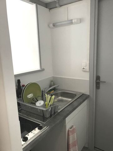 Location Appartement 2 pièces 22m² LILLE 59800 - Photo 4