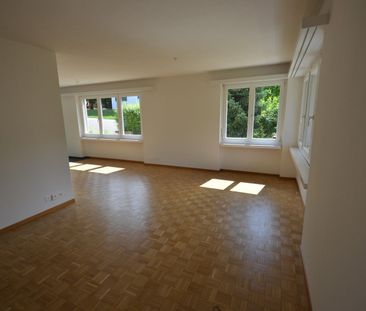 Attraktive und grosszügige Wohnung in grüner Umgebung - Photo 2