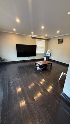 For Lease - 591 Harmony Road Unit# Main, Oshawa, Ontario - Photo 1