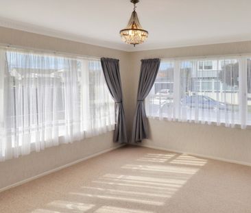 Woburn Living - Photo 3