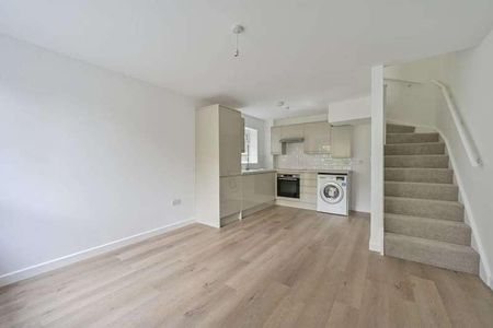 Rotherwood Close, Wimbledon, SW20 - Photo 5