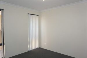 1x1x1 low maintenance unit! - Photo 3