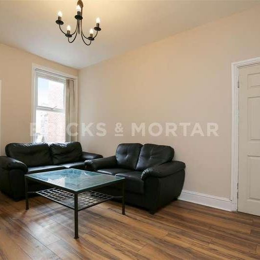 (?ppw) Warwick Street, Heaton, NE6 - Photo 1