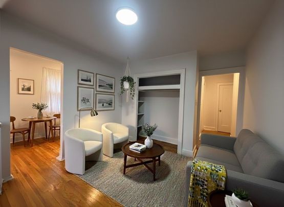 For Lease - 2405 Queen Street Unit# 301, Toronto, Ontario - Photo 1