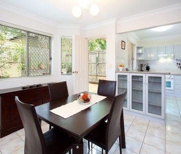 6/29 Halstead Street, Coorparoo QLD 4151 - Townhouse For Rent | Domain - Photo 6