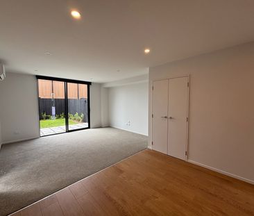 1/88 Holly Road, St Albans, NZ 8014 - Photo 1