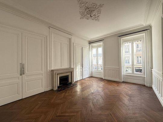 Appartement 5 pièces – LYON - Photo 1