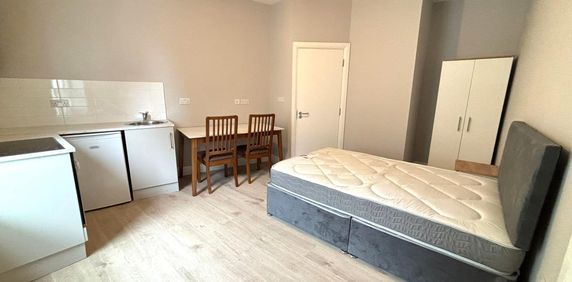 North Circular Road, Dublin 7 - Photo 2