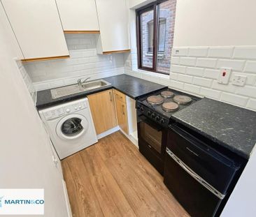 Studio to rent - Photo 1