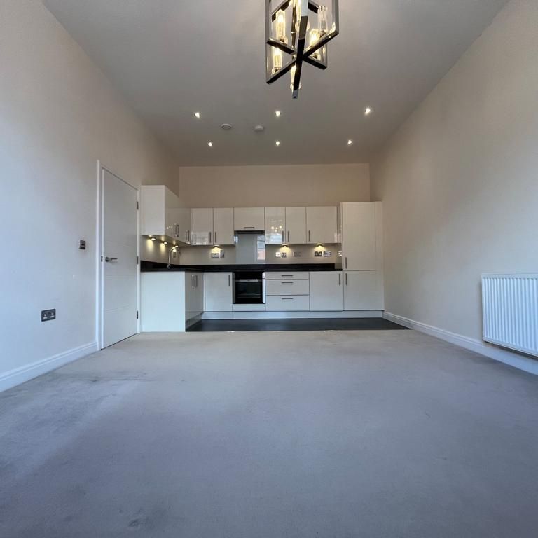 2 bedroom flat to rent - Photo 1