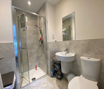 Bletchley Way, Leeds, Horsforth - Photo 6