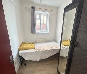 5 Bed Maisonette, High Street, CR0 - Photo 5