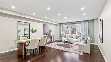 For Lease - 21 Benjamin Way, Whitby, Ontario - Photo 2