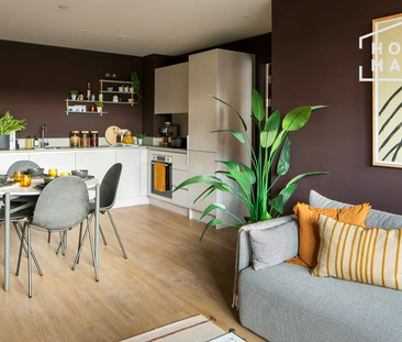 3 bedroom flat to rent - Photo 1