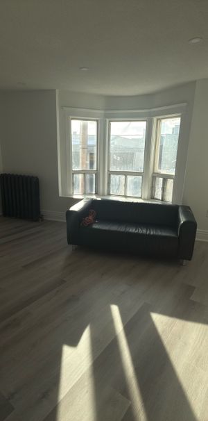 For Lease - 737 Broadview Avenue Unit# 201, Toronto, Ontario - Photo 1