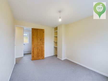 3 bedroom semi-detached house to rent - Photo 2