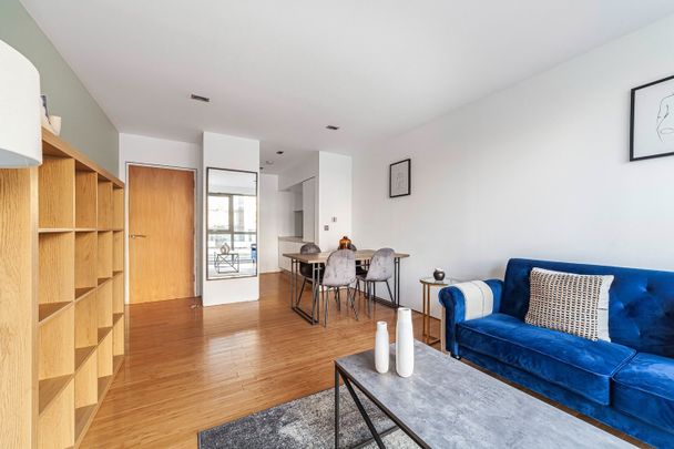 2 Bed Flat, Haggerston Studios, E8 - Photo 1