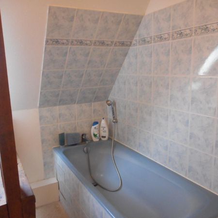 A louer à Condé-en-Normandie dans le Calvados (14), appartement de 51.32m² situé au 3ème étage,... - Photo 4