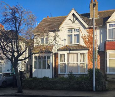 3 bedroom house to rent - Photo 2