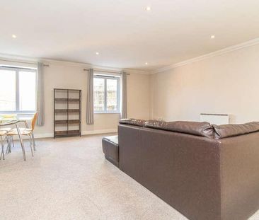 St Stephens Mansions, Cardiff Bay, CF10 - Photo 3