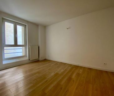 Location Appartement 3 pièces 75m² AVIGNON 84000 - Photo 1