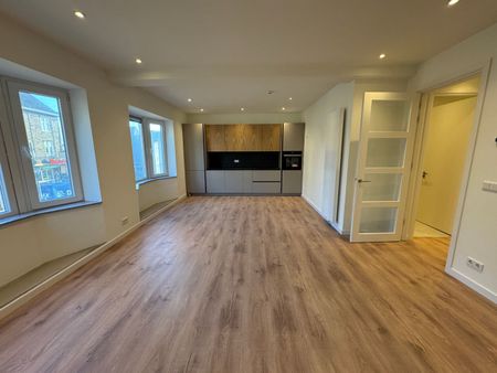 Appartement te huur: Raadhuisstraat 18-A 6161 GD Geleen - Foto 2