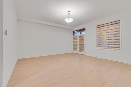 For Lease - 3255 Harasym Trail Unit# Main-Upper, Oakville, Ontario - Photo 3